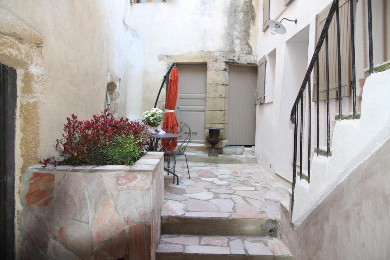 Le Passage Apartment Lourmarin Exterior photo